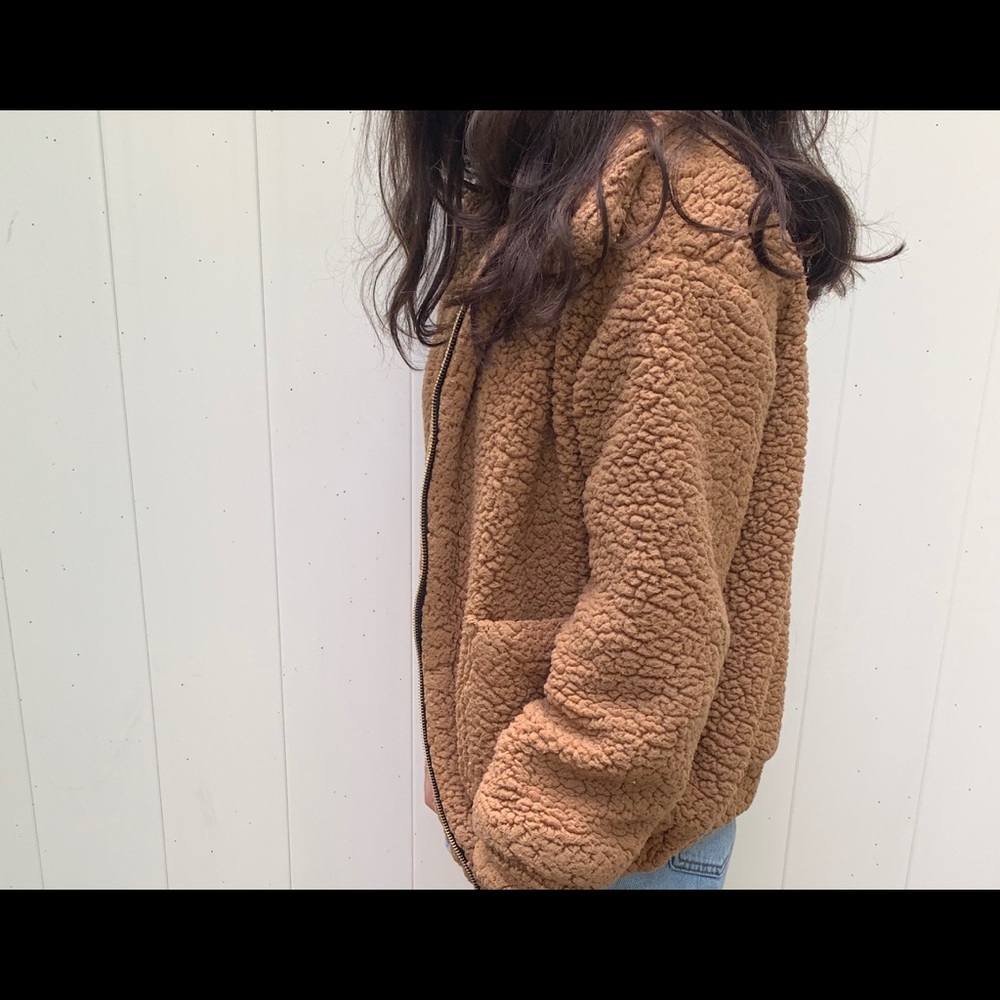 Brown jacket - Picture 2 of 2